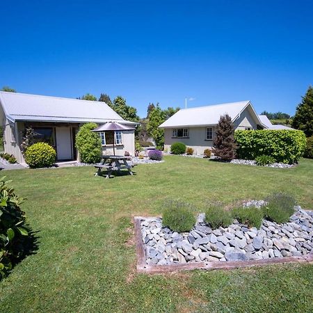 Blue Thistle Cottages Te Anau Luaran gambar