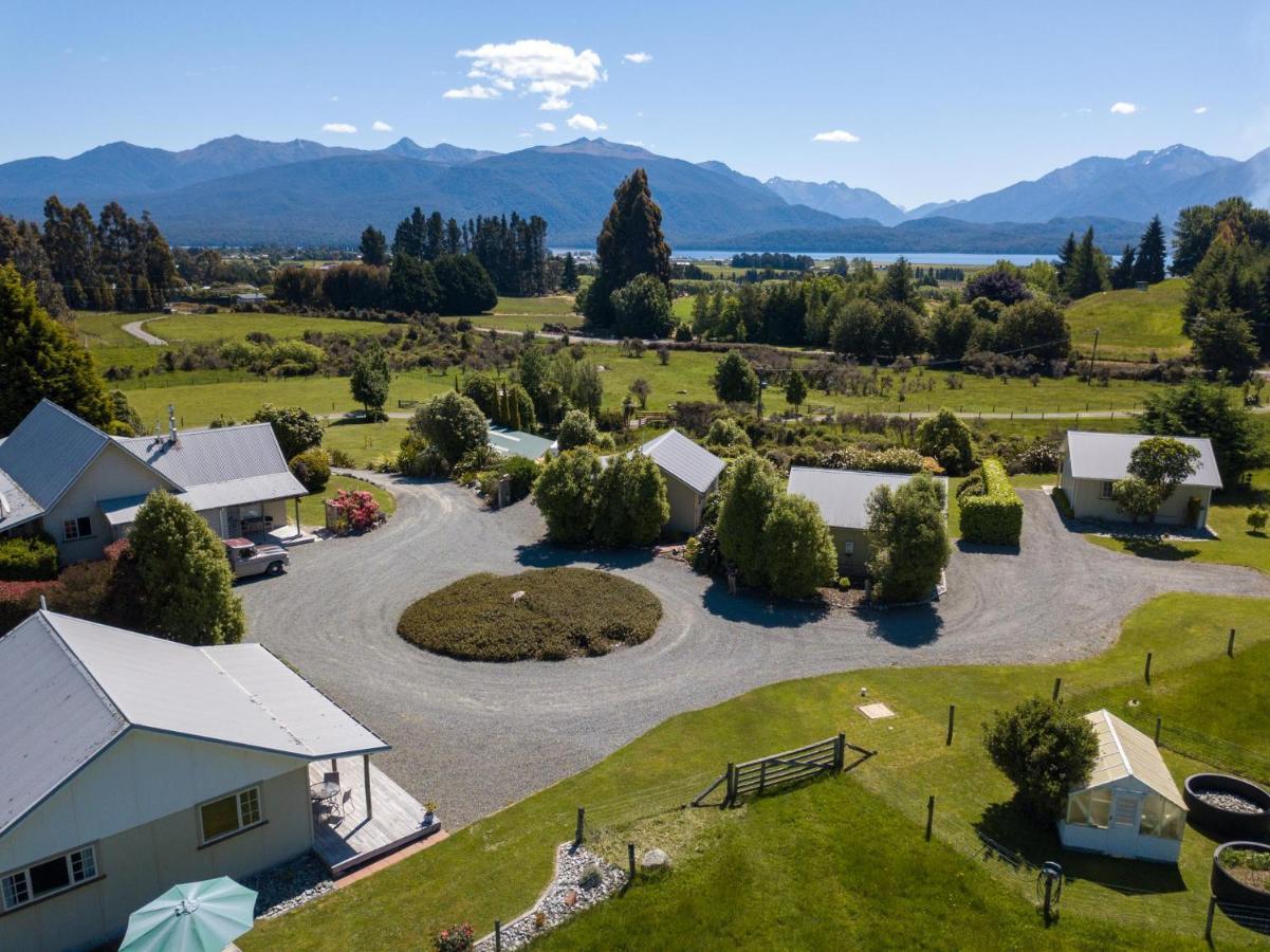 Blue Thistle Cottages Te Anau Luaran gambar