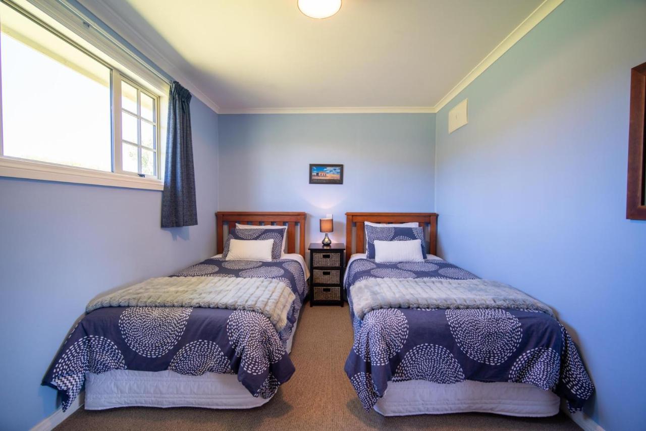 Blue Thistle Cottages Te Anau Luaran gambar
